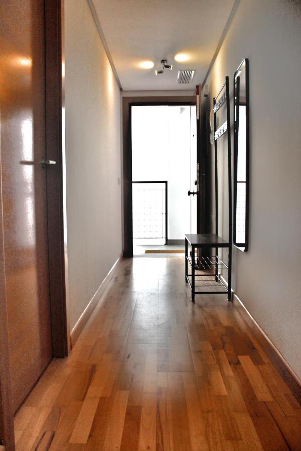 A Space That Feels Like Home With Private Parking Málaga Buitenkant foto