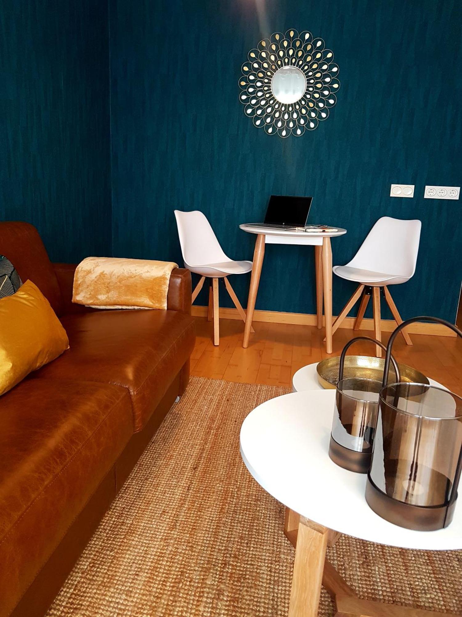 A Space That Feels Like Home With Private Parking Málaga Buitenkant foto