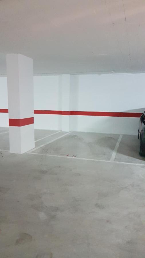 A Space That Feels Like Home With Private Parking Málaga Buitenkant foto