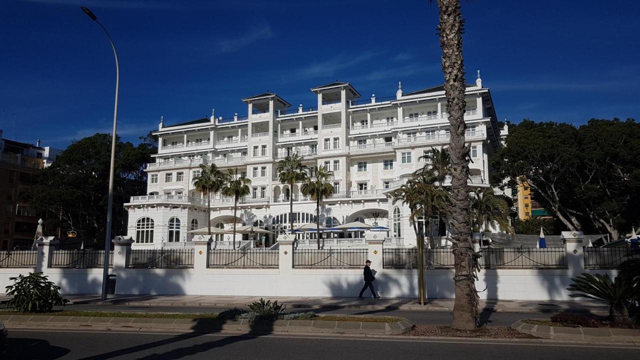 A Space That Feels Like Home With Private Parking Málaga Buitenkant foto