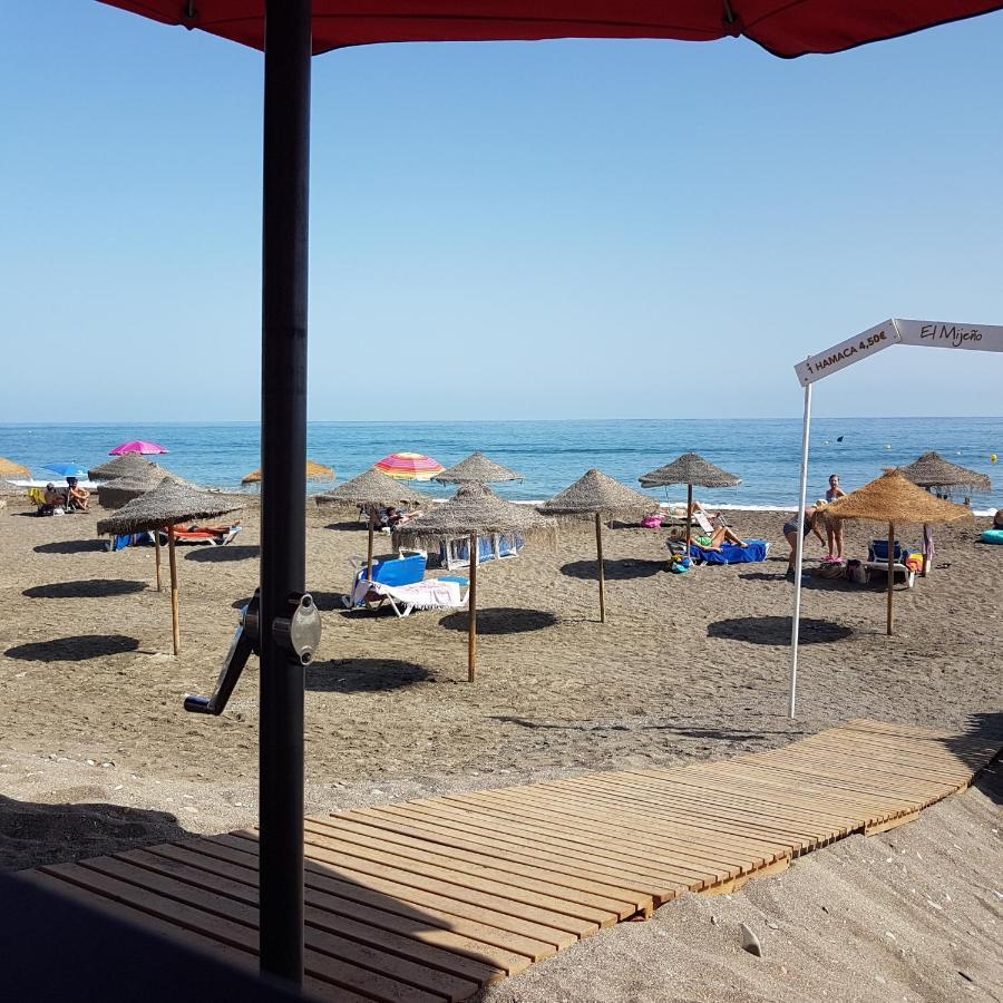 A Space That Feels Like Home With Private Parking Málaga Buitenkant foto